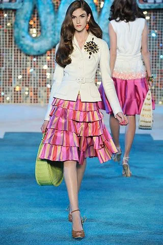 Look 3